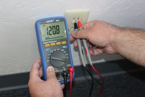 How to Properly Test Outlets with a Multimeter 5 Ways